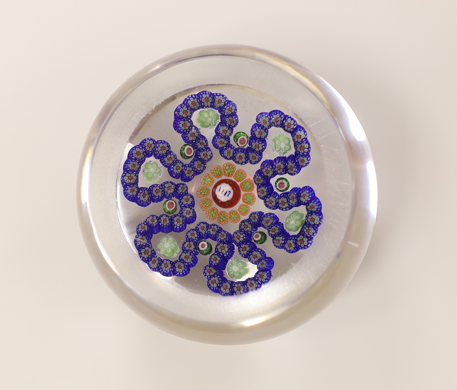 A DuPont garland paperweight, spurious date 1815, 6cm diameter